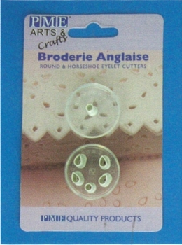 Broderie Anglaise Round & Horseshoe