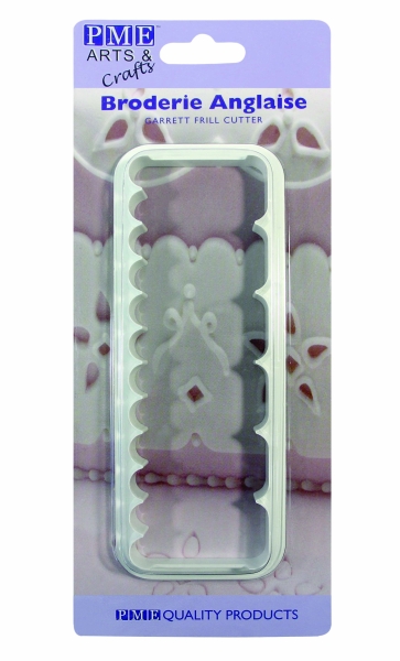 Broderie Anglaise - Garrett Frill Cutter