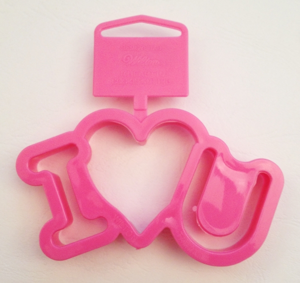 Cookie Cutter - I Heart U