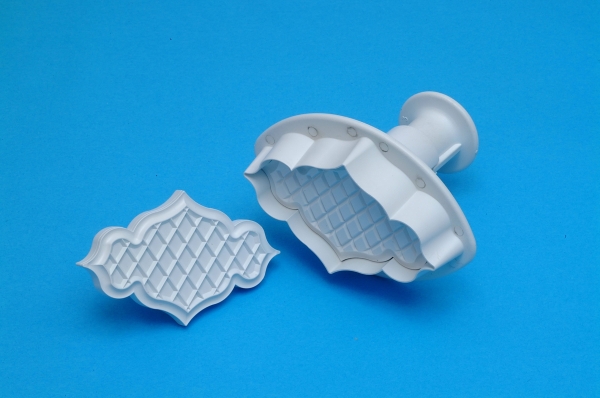 Creative Plaque Embossing Cutter - XL