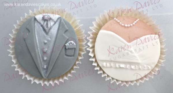 Silicone Mould - Cupcake Topper Bride and Groom